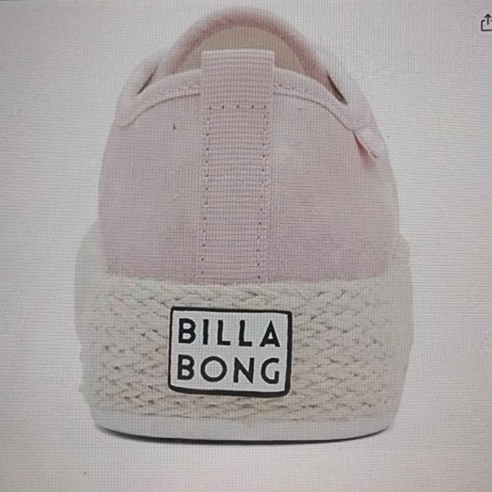 NEW BillaBong Women's Puebla Sneaker
